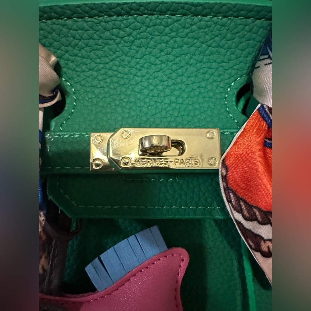Hermès Green Leather Bag with Gold Hardware